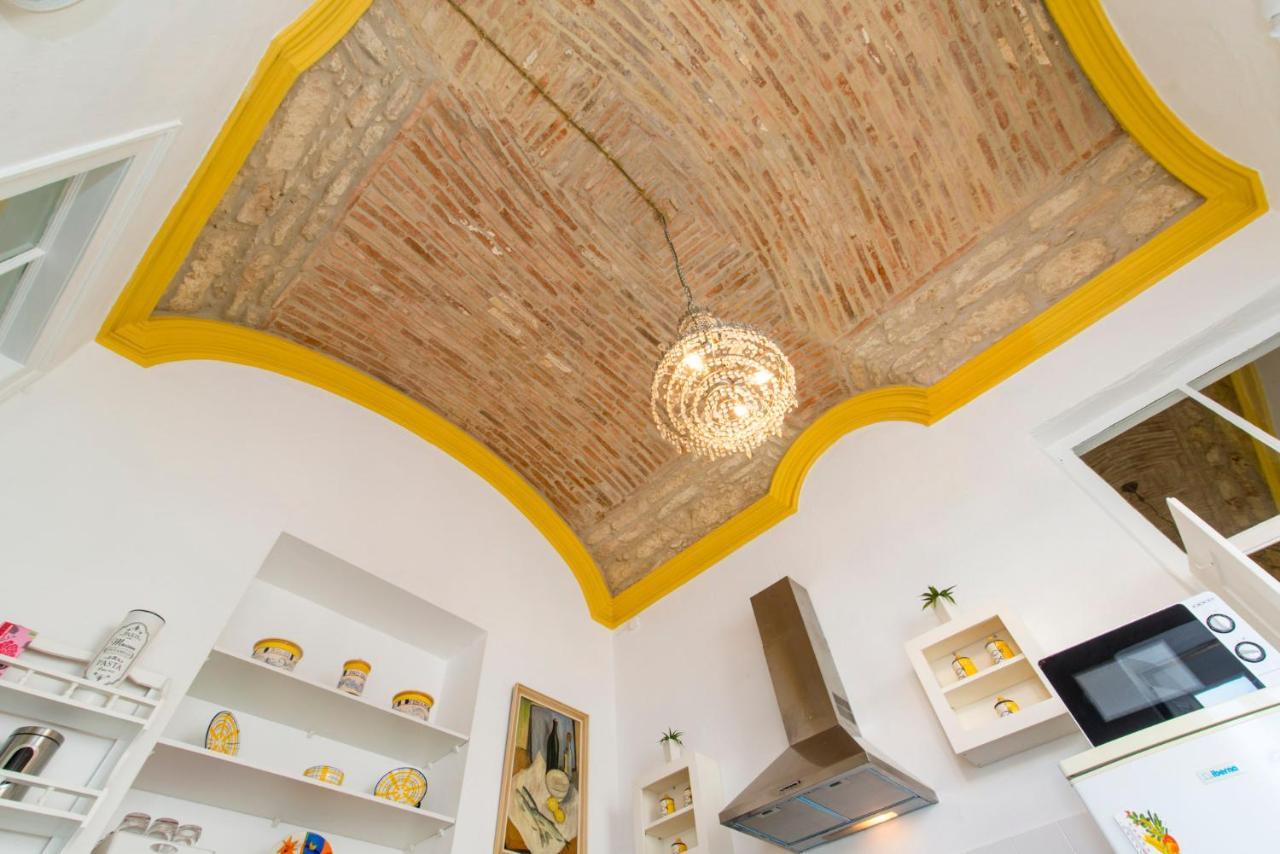 Charming Town House Just 500M From The Marina And Its Well Known Typical Market Olhão Esterno foto