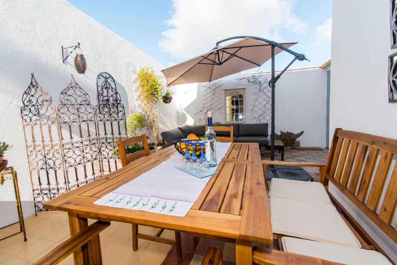 Charming Town House Just 500M From The Marina And Its Well Known Typical Market Olhão Esterno foto