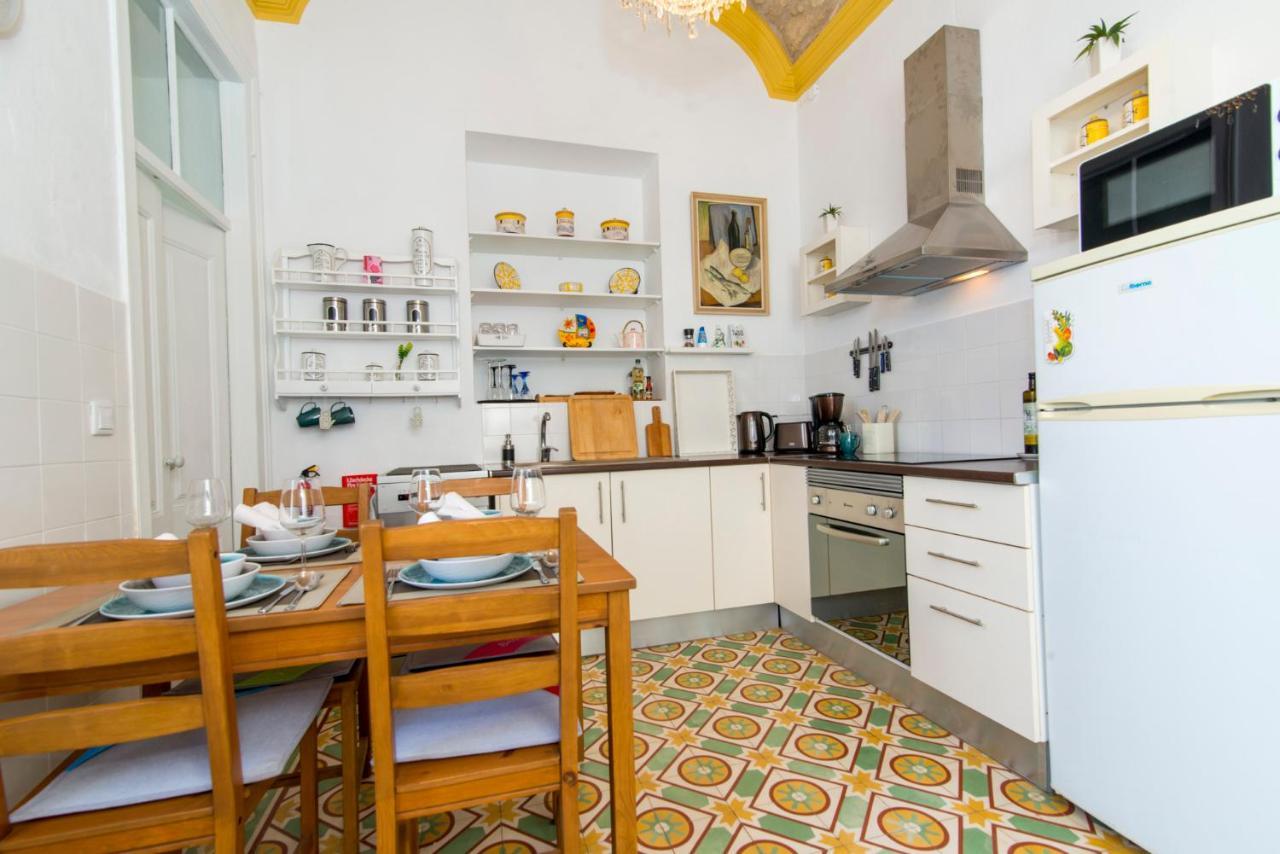 Charming Town House Just 500M From The Marina And Its Well Known Typical Market Olhão Esterno foto
