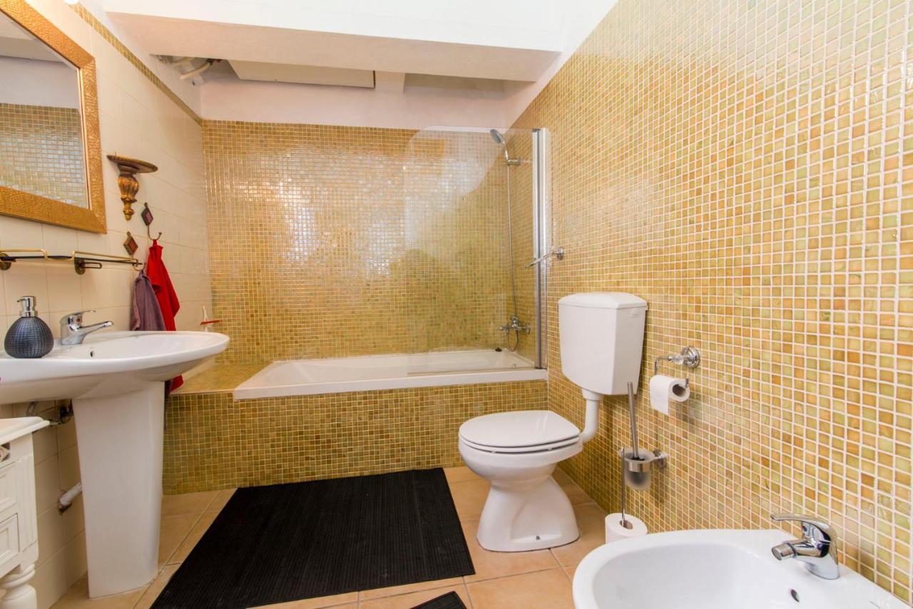 Charming Town House Just 500M From The Marina And Its Well Known Typical Market Olhão Esterno foto